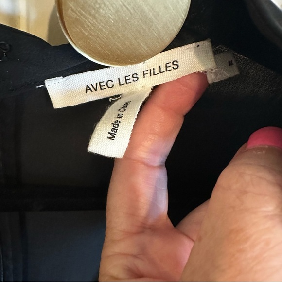 Avec Les Filles Women’s Black Ruffle Flutter Sleeve LBD Deep V Neck Mini Dress M - Picture 6 of 10